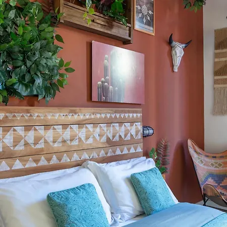 בית הארחה Coderooms 3*